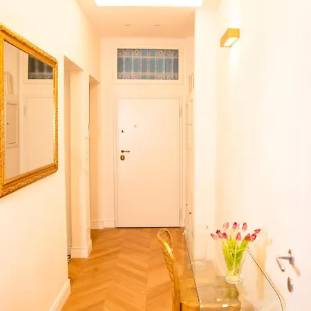 Apartment Casa Michelazzi Careggi / Dalmazia Florence
